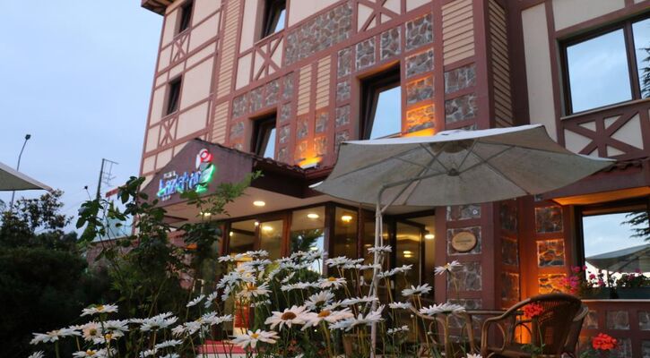 Hotel Lazlakar