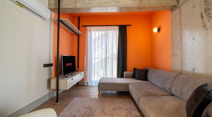 RudBlu Suites