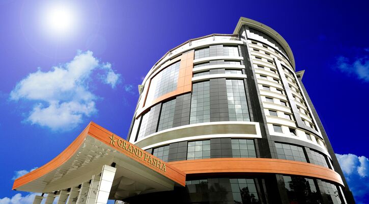 Grand Pasha Lefkoşa Hotel & Casino & Spa