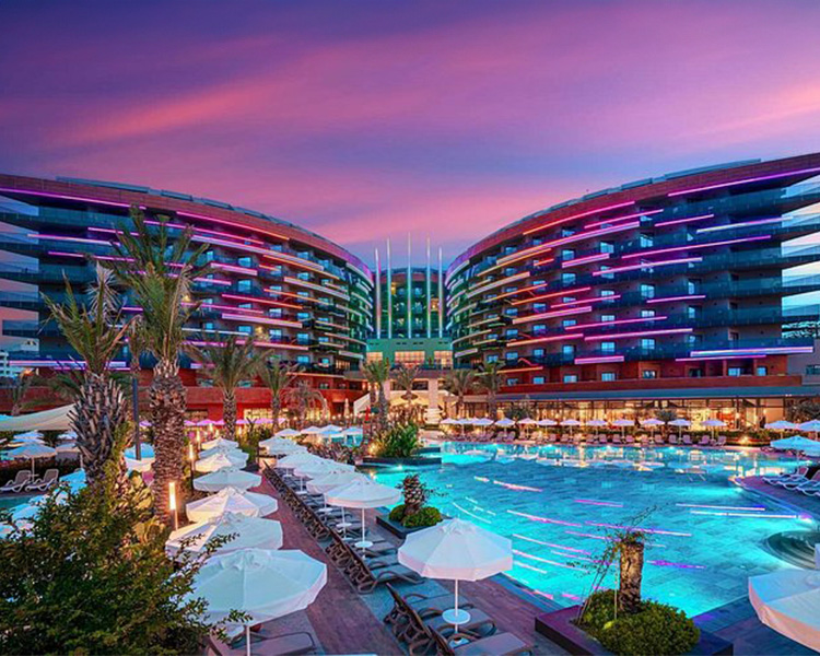 Kirman Calyptus Resort & Spa