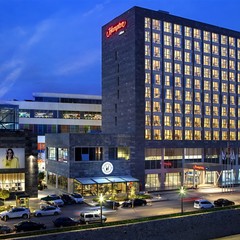 Hampton by Hilton Kocaeli Symbol